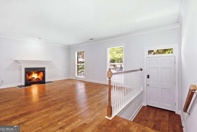 7500 Roswell Road 6, Sandy Springs, GA 30350