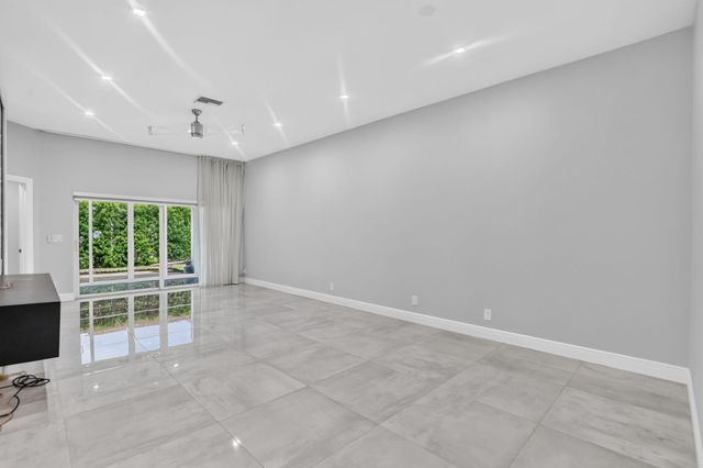 8381 VIA LEONESSA, Boca Raton, FL 33433
