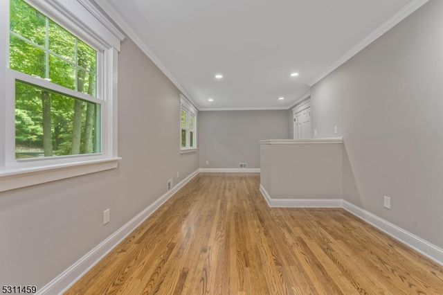 56 Mountainside Rd, Mendham Boro, NJ 07945