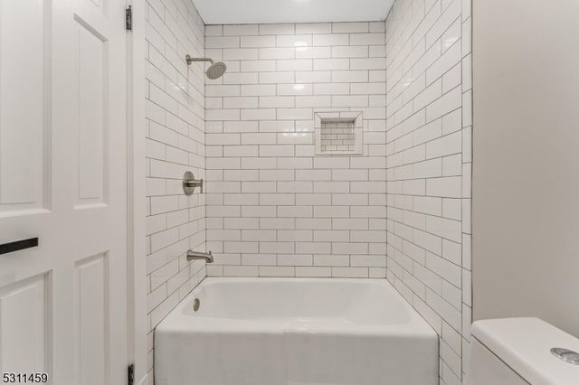 56 Mountainside Rd, Mendham Boro, NJ 07945