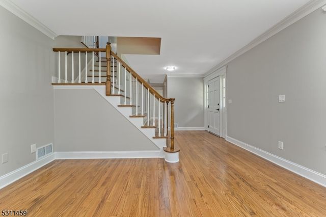 56 Mountainside Rd, Mendham Boro, NJ 07945