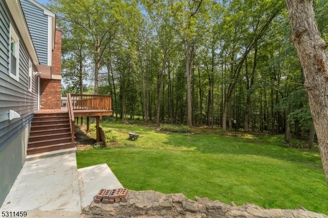 56 Mountainside Rd, Mendham Boro, NJ 07945