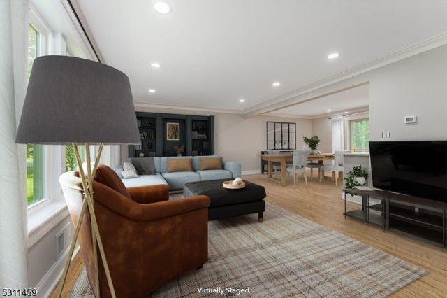 56 Mountainside Rd, Mendham Boro, NJ 07945