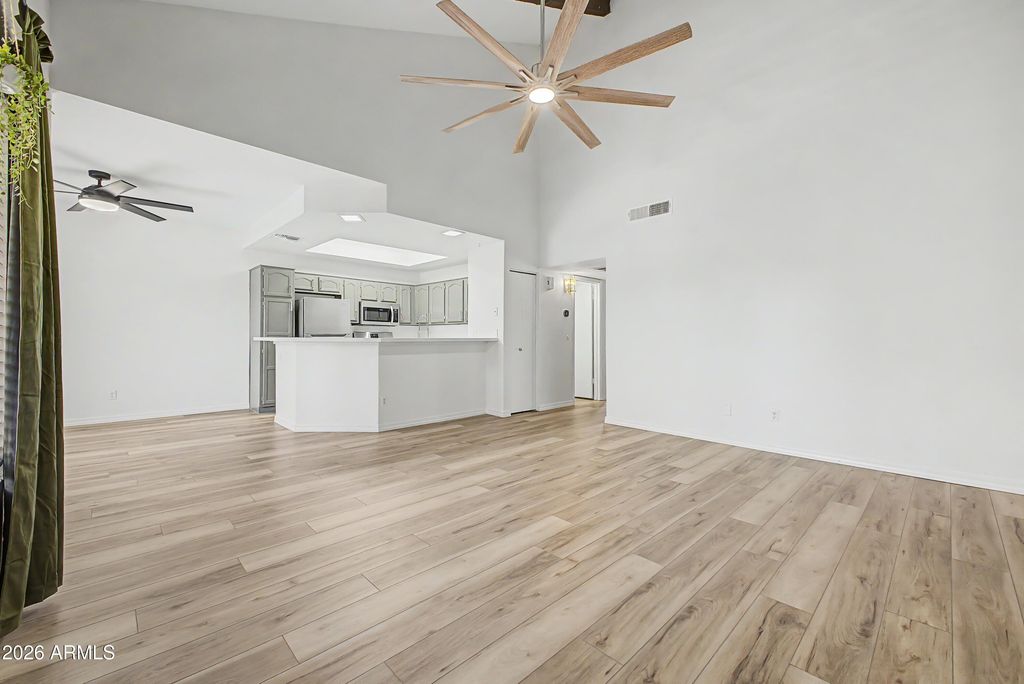 11666 N 28TH Drive 223, Phoenix, AZ 85029