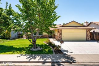 3543 Willowdale Drive, Sparks, NV 89434