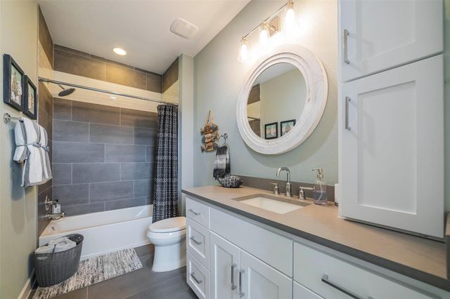 106 Blue Heron DR, Kingsland, TX 78639