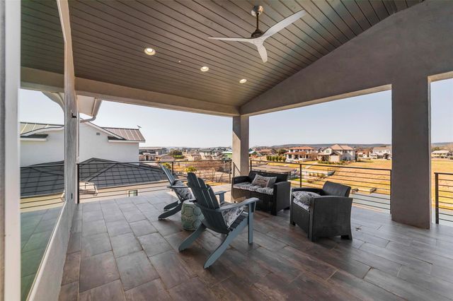 106 Blue Heron DR, Kingsland, TX 78639