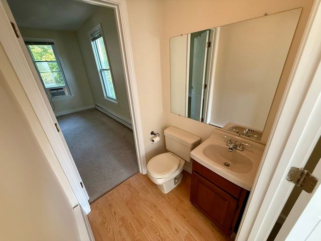 40 Chestnut St 1, Andover, MA 01810