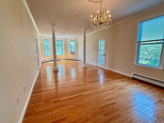 40 Chestnut St 1, Andover, MA 01810