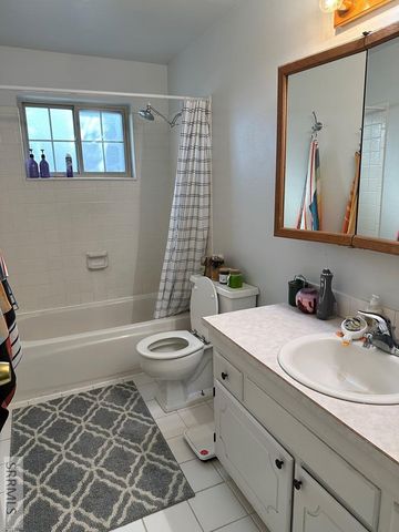 4983 Pleasant View Drive, Chubbuck, ID 83202