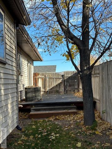 4983 Pleasant View Drive, Chubbuck, ID 83202