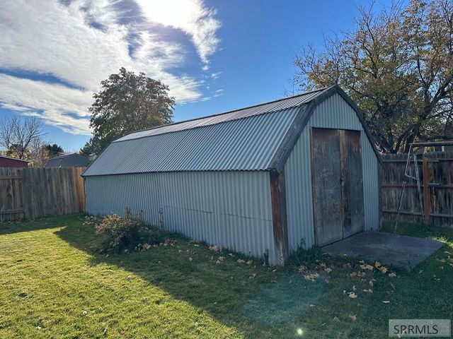 4983 Pleasant View Drive, Chubbuck, ID 83202