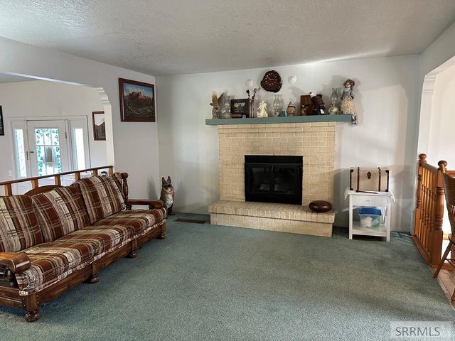 4983 Pleasant View Drive, Chubbuck, ID 83202