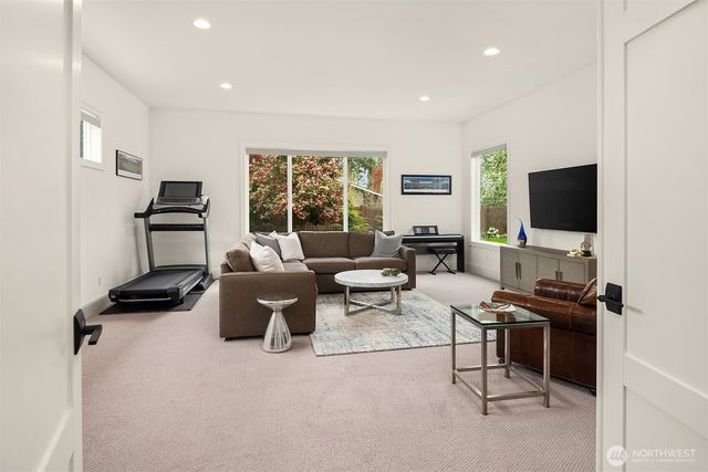 12345 SE 23rd Place, Bellevue, WA 98005