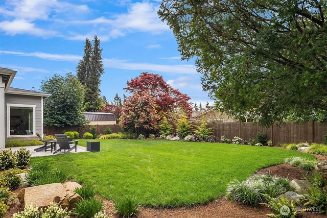 12345 SE 23rd Place, Bellevue, WA 98005
