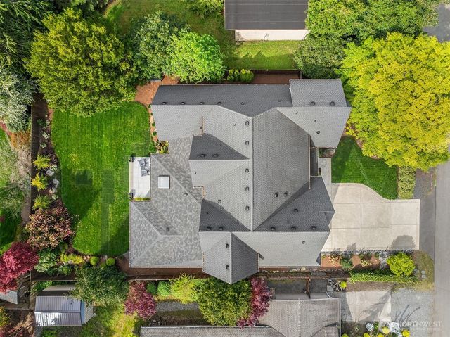 12345 SE 23rd Place, Bellevue, WA 98005