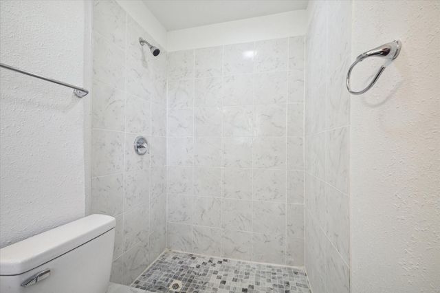 2331 32nd Avenue N, Texas City, TX 77590