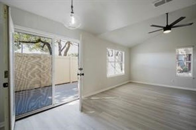 2240 Tarpley Road 34, Carrollton, TX 75006