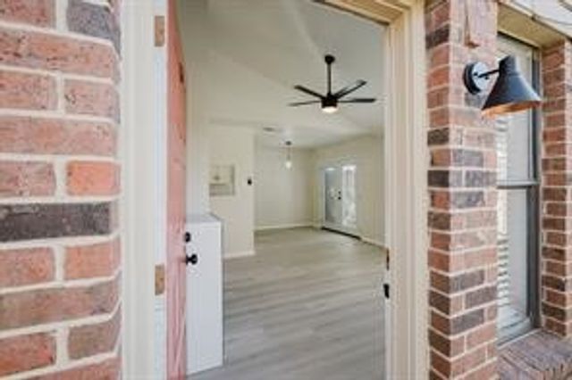 2240 Tarpley Road 34, Carrollton, TX 75006