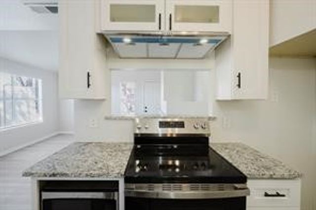 2240 Tarpley Road 34, Carrollton, TX 75006