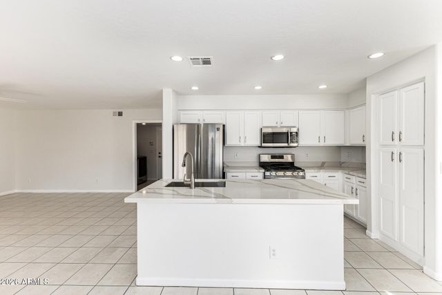 6203 E JUNIPER Avenue, Scottsdale, AZ 85254