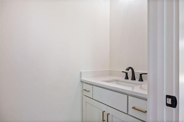 8415 Beryl Overlook, Gainesville, GA 30506