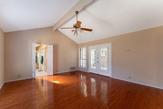 1208 Fairfax Drive, Mansfield, TX 76063