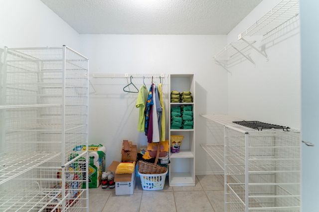 1208 Fairfax Drive, Mansfield, TX 76063