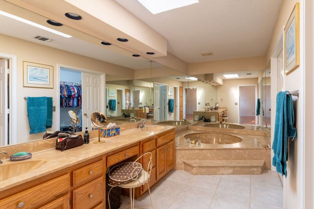 1208 Fairfax Drive, Mansfield, TX 76063