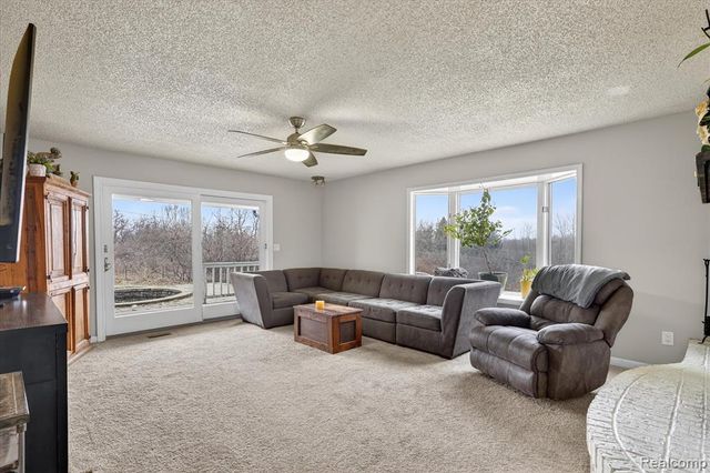 3200 Bayliss Drive, Oxford, MI 48371