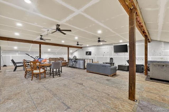 3200 Bayliss Drive, Oxford, MI 48371