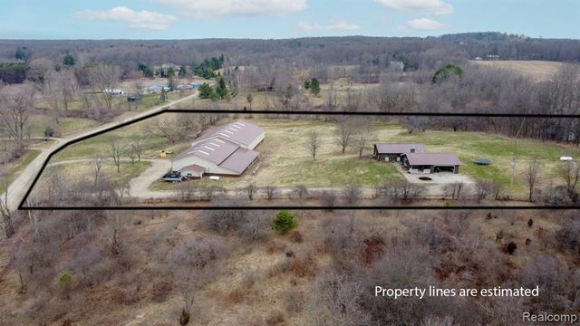 3200 Bayliss Drive, Oxford, MI 48371