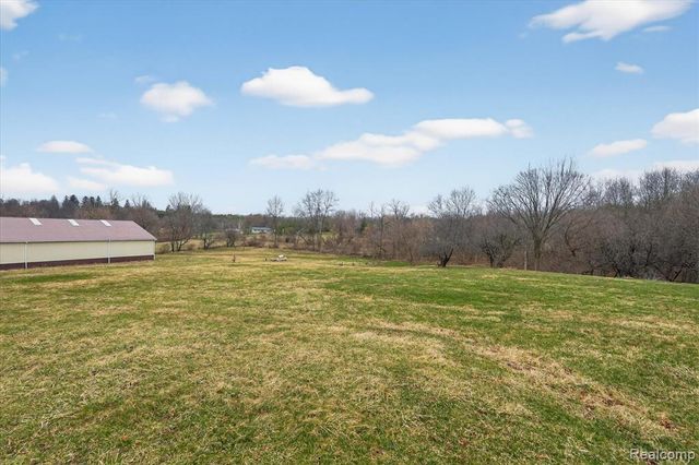 3200 Bayliss Drive, Oxford, MI 48371