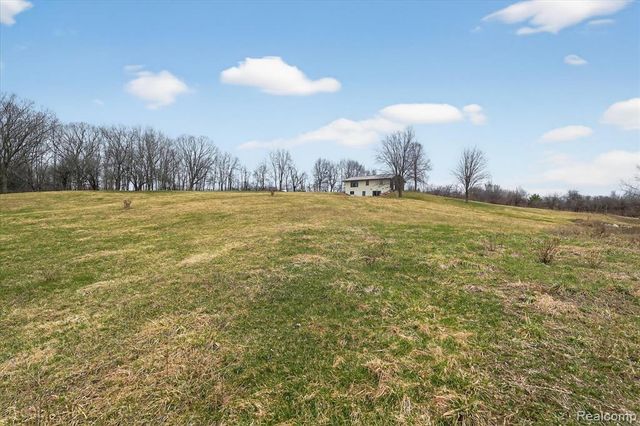 3200 Bayliss Drive, Oxford, MI 48371