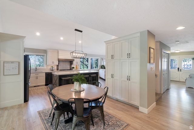 1217 S 200 E, Farmington, UT 84025