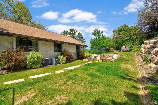 1217 S 200 E, Farmington, UT 84025