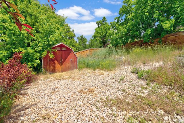 1217 S 200 E, Farmington, UT 84025
