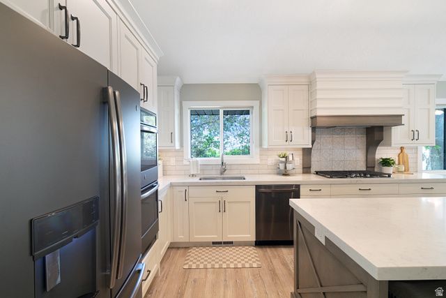 1217 S 200 E, Farmington, UT 84025