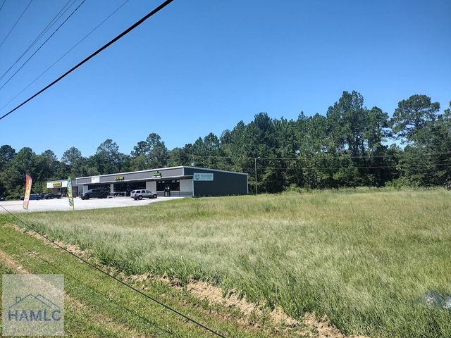 951 Elma G Miles Pkwy, Hinesville, GA 31313