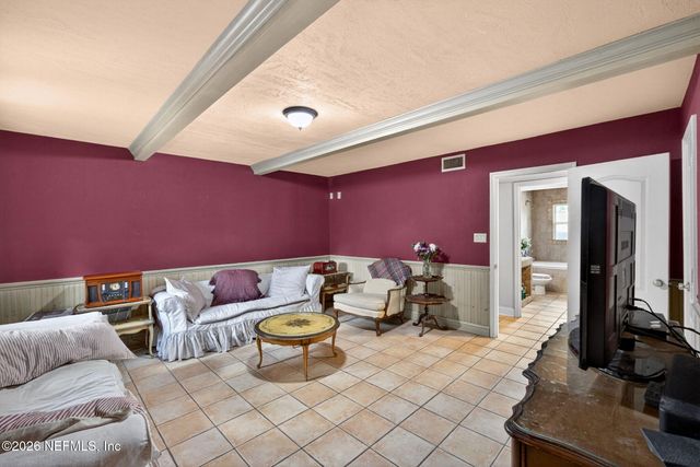 1099 LAKE ASBURY Drive, Green Cove Springs, FL 32043