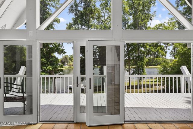 1099 LAKE ASBURY Drive, Green Cove Springs, FL 32043