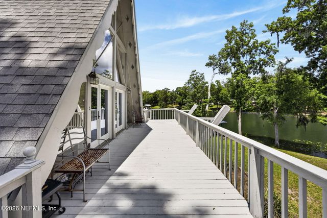 1099 LAKE ASBURY Drive, Green Cove Springs, FL 32043