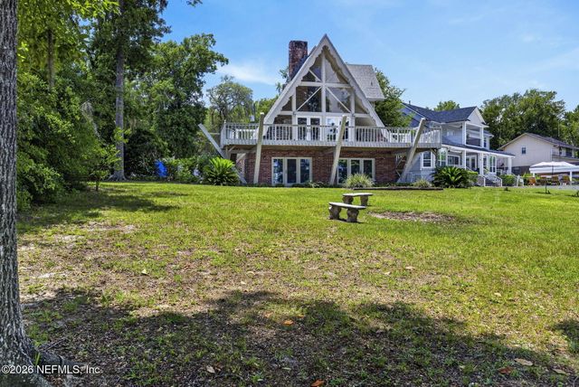 1099 LAKE ASBURY Drive, Green Cove Springs, FL 32043