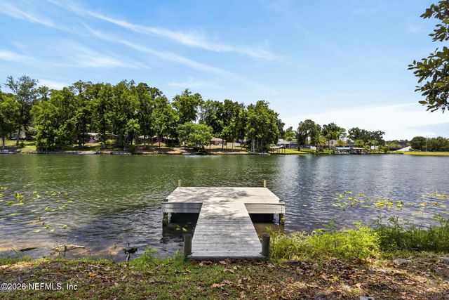 1099 LAKE ASBURY Drive, Green Cove Springs, FL 32043