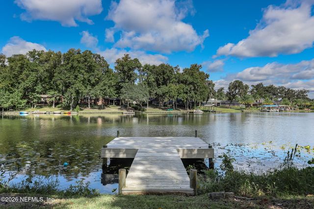 1099 LAKE ASBURY Drive, Green Cove Springs, FL 32043