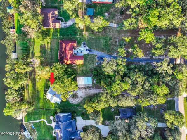 1099 LAKE ASBURY Drive, Green Cove Springs, FL 32043