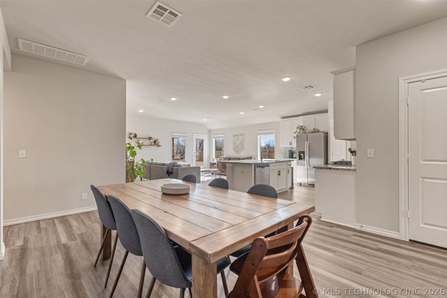 7245 E 154th Street S, Bixby, OK 74008