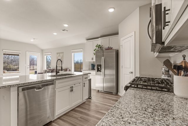 7245 E 154th Street S, Bixby, OK 74008