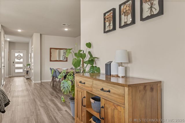 7245 E 154th Street S, Bixby, OK 74008