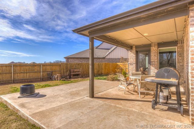 7245 E 154th Street S, Bixby, OK 74008